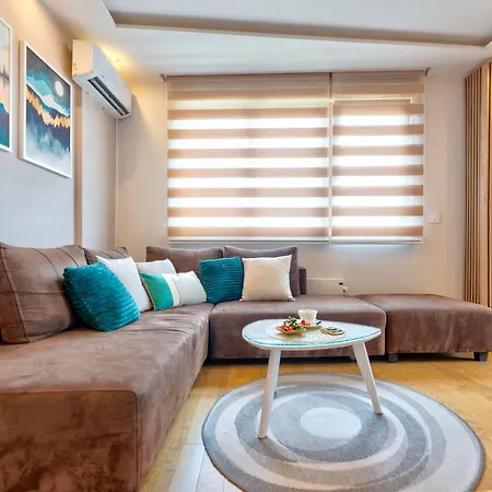 Kalina Onore * 兹拉蒂博尔